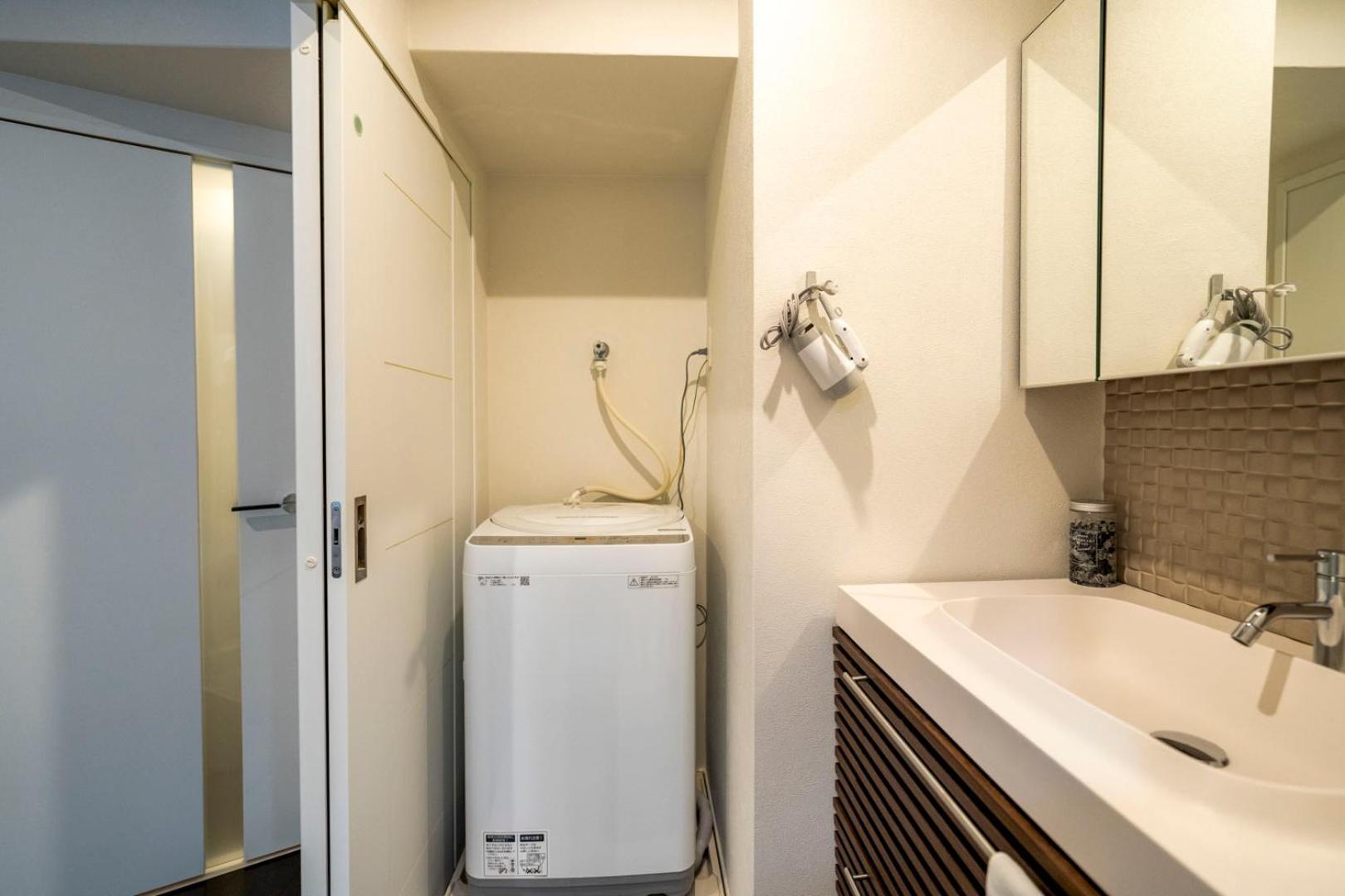 Sakimoto Residence Namba Minami Осака Стая снимка